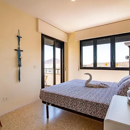 Apartment Alquilaencanarias- Medano Spectacular Terrace And Sea Views B